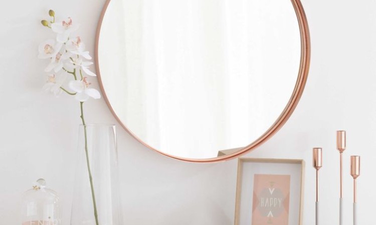 Cermin hias menciptakan interior mewah, Sumber: pinterest.com
