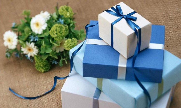 Hadiah, Sumber: venuelook.com