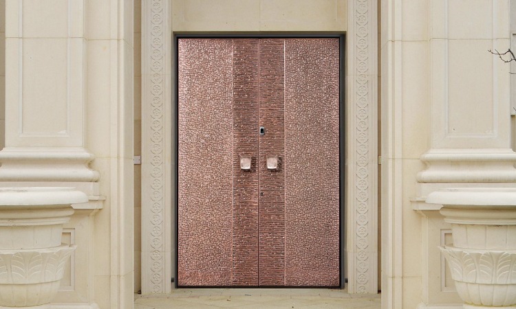 Kelebihan pintu tembaga, Sumber: copper-door.com