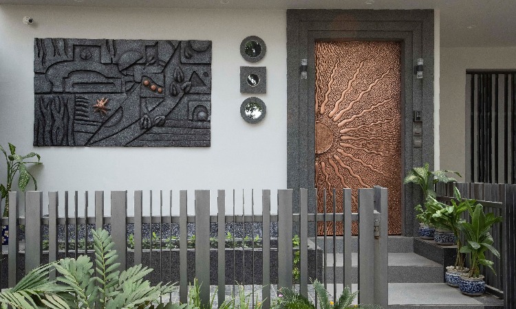 Pintu tembaga, Sumber: aluminr.com