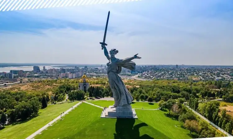 The Motherland Calls, Sumber: alluringworld.com