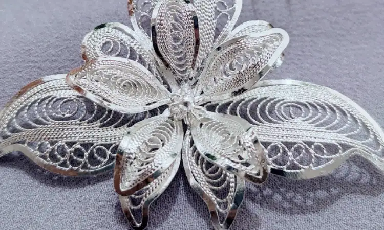 Kerajinan Perak Kotagede, Sumber: googleusercontent.com