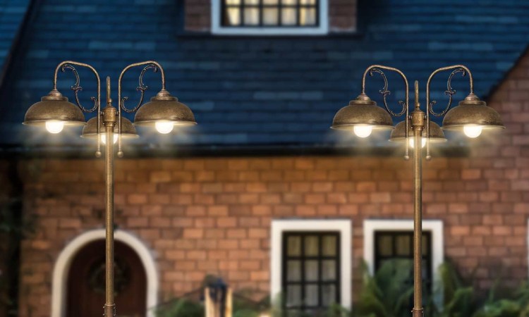 Lampu taman kuningan, Sumber: ghidini1849.com