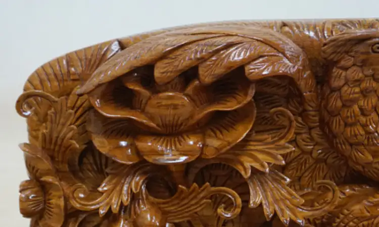 Ukiran kayu jepara, Sumber: mebelisadesign.co.id